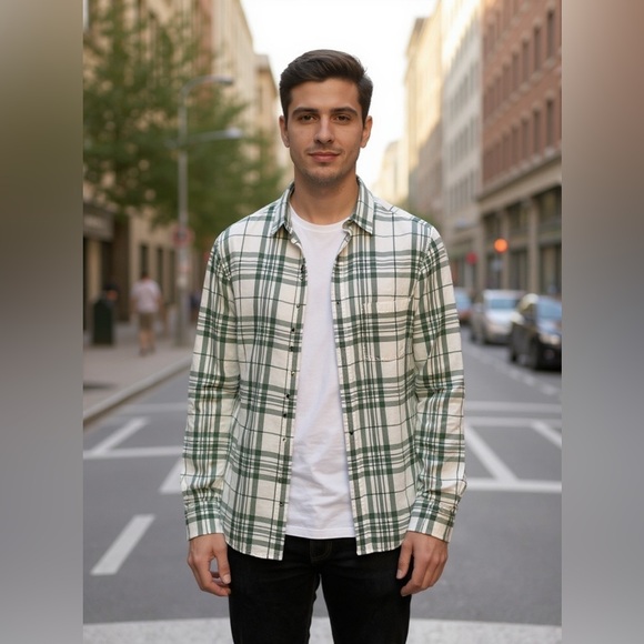 Men’s Old Navy Classic Fit Shirt - Picture 4 of 14